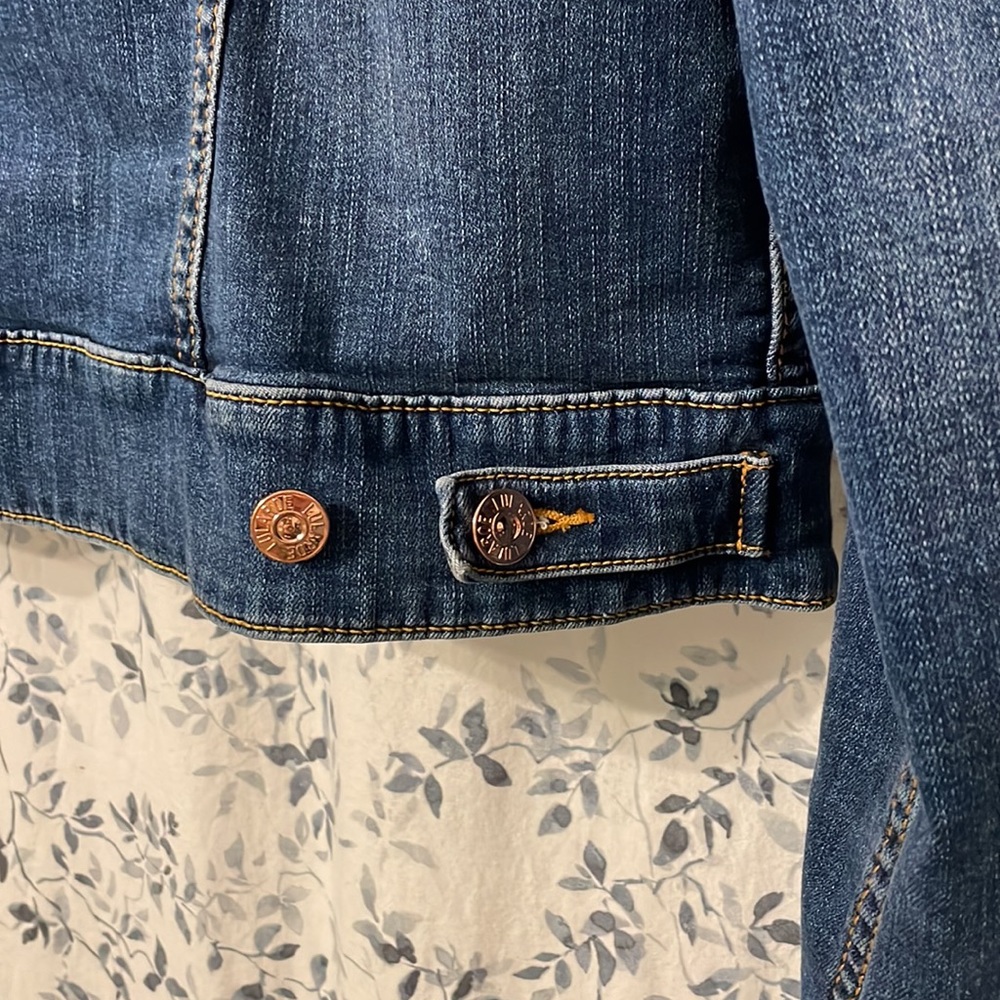 LuLaRoe Harvey Denim Jacket Rose Gold Size M EUC - Picture 3 of 8